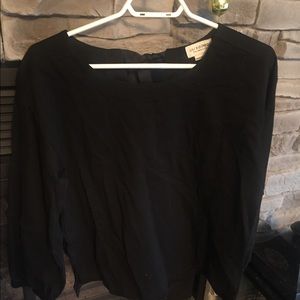 NWT Gorgeous Molly Bracken Top